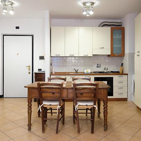 Prione'S Apartment Bis Genua Exterior foto